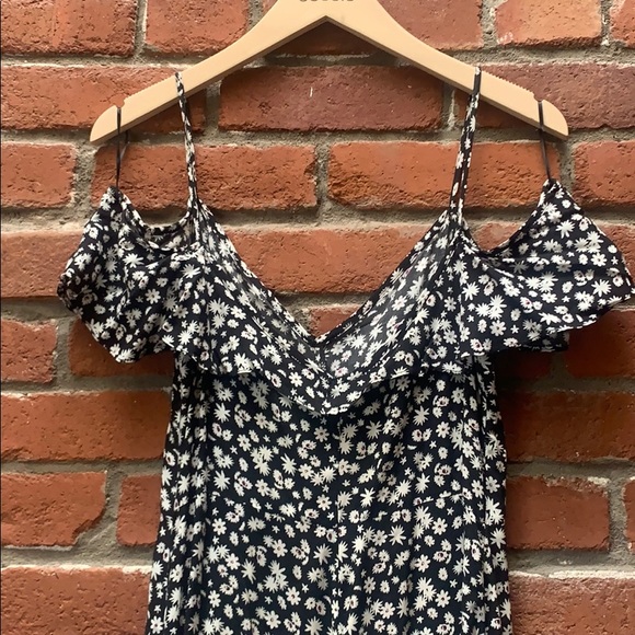 Zara jumpsuit - Picture 5 of 5